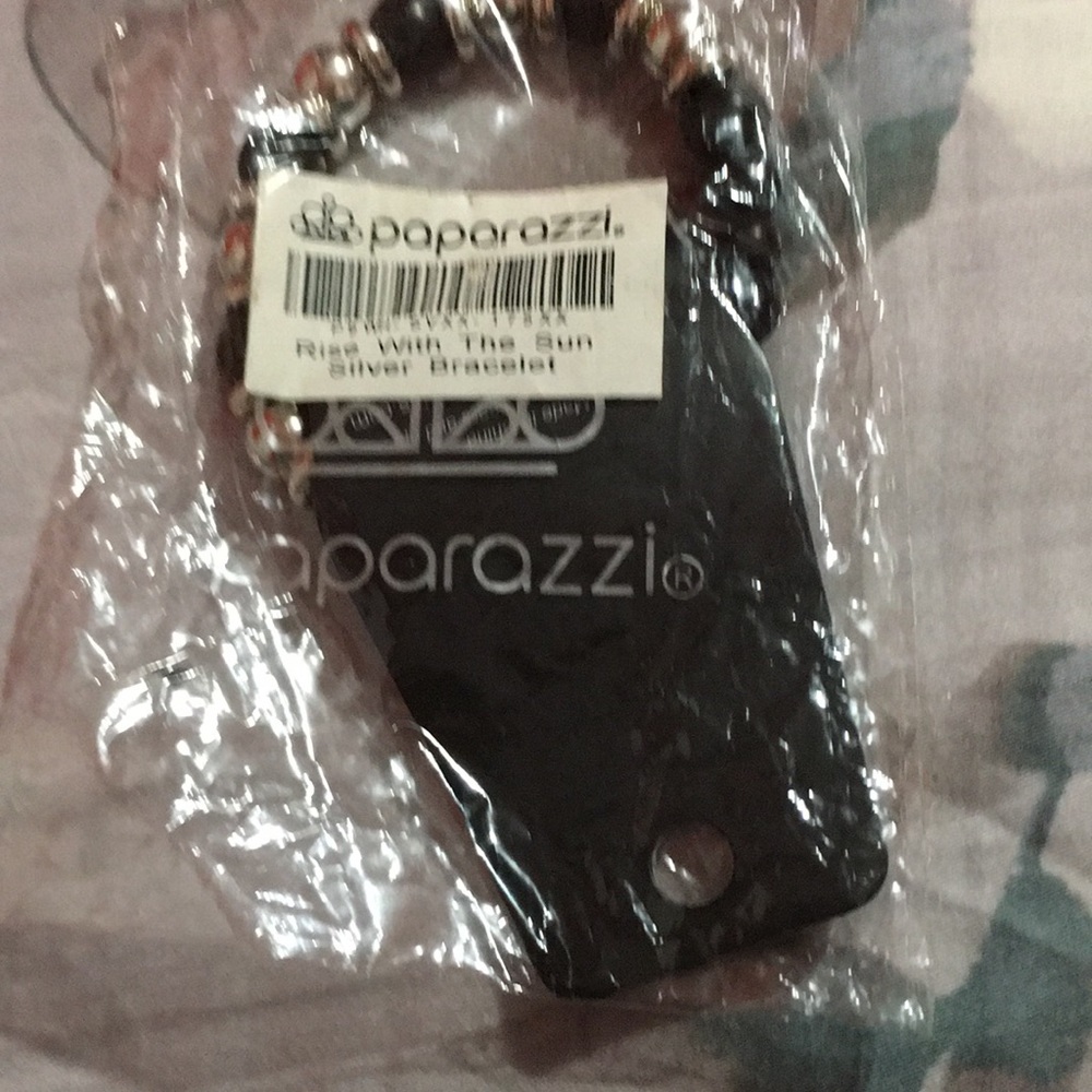Paparazzi bracelet brand new with tags